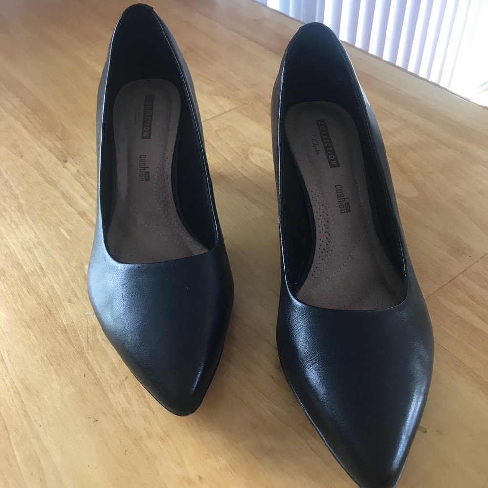 Clark’s Soft Cushion Kitten Heels